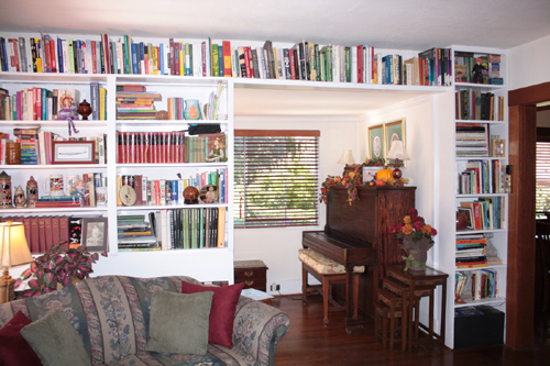 A library wall in a Craftsman Home on the Martinez Home Tour