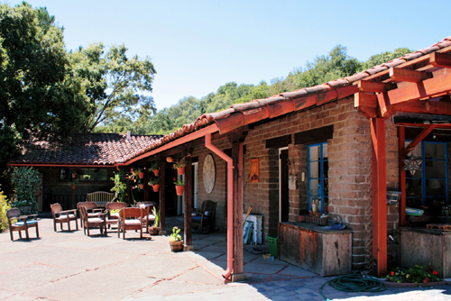 A 1945 ranch style Adobe House on the Martinez Home Tour