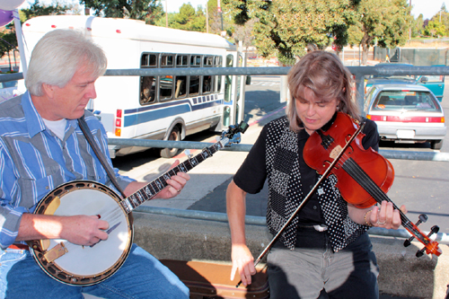 Musical entertainment on the Martinez Home Tour